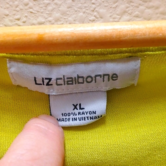 Liz Claiborne size XL bright green shirt with bling - Picture 2 of 5